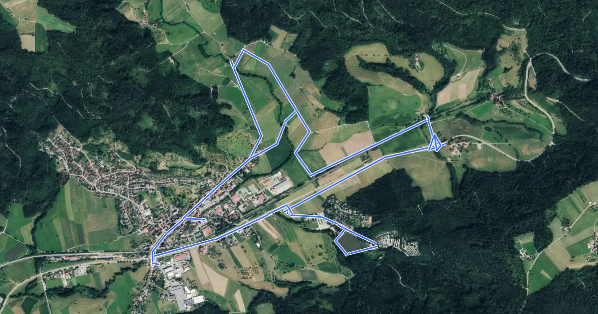 Маршрут Neuhauser Tal - Waldsee на спутниковом снимке
