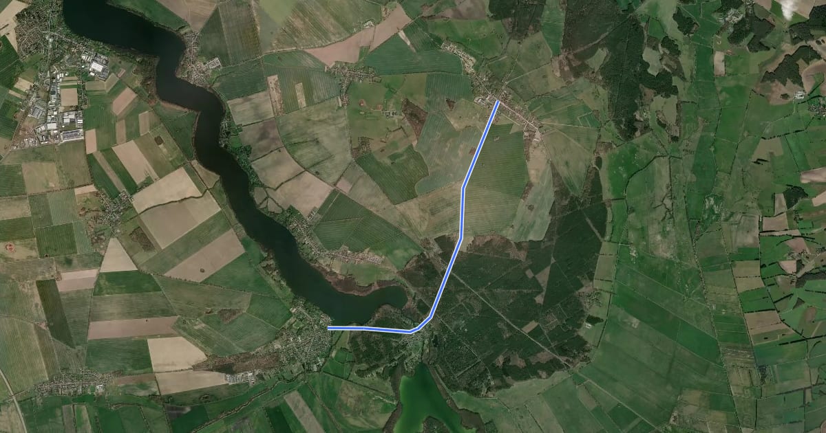 Маршрут Neuruppin (07) - Fehrbellin (25) на спутниковом снимке
