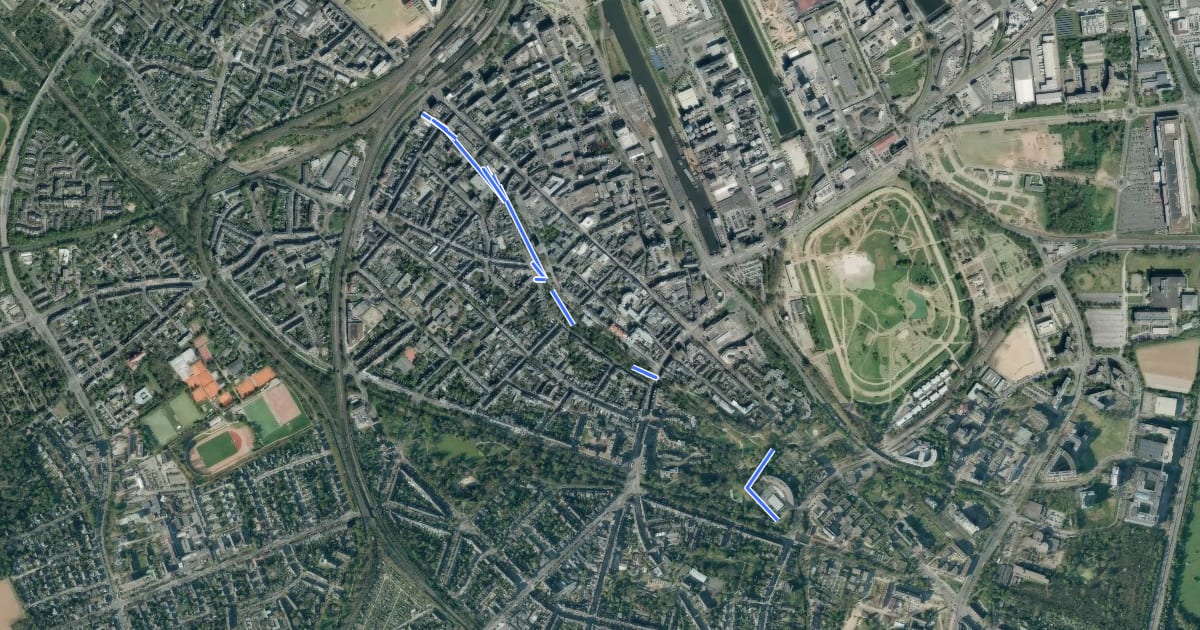 Маршрут Neuss (33) - Neuss (35) на спутниковом снимке