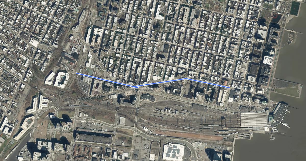 Маршрут Newark/Observer на спутниковом снимке