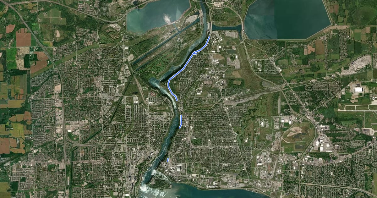 Маршрут Niagara Scenic Parkway Trail на спутниковом снимке