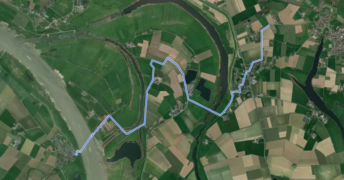 Маршрут NiederRheinroute-V004 на спутниковом снимке