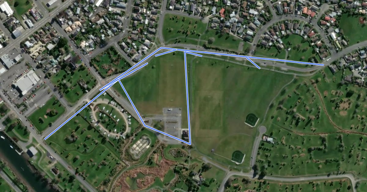 Маршрут Norman Kirk Park Shared Paths на спутниковом снимке