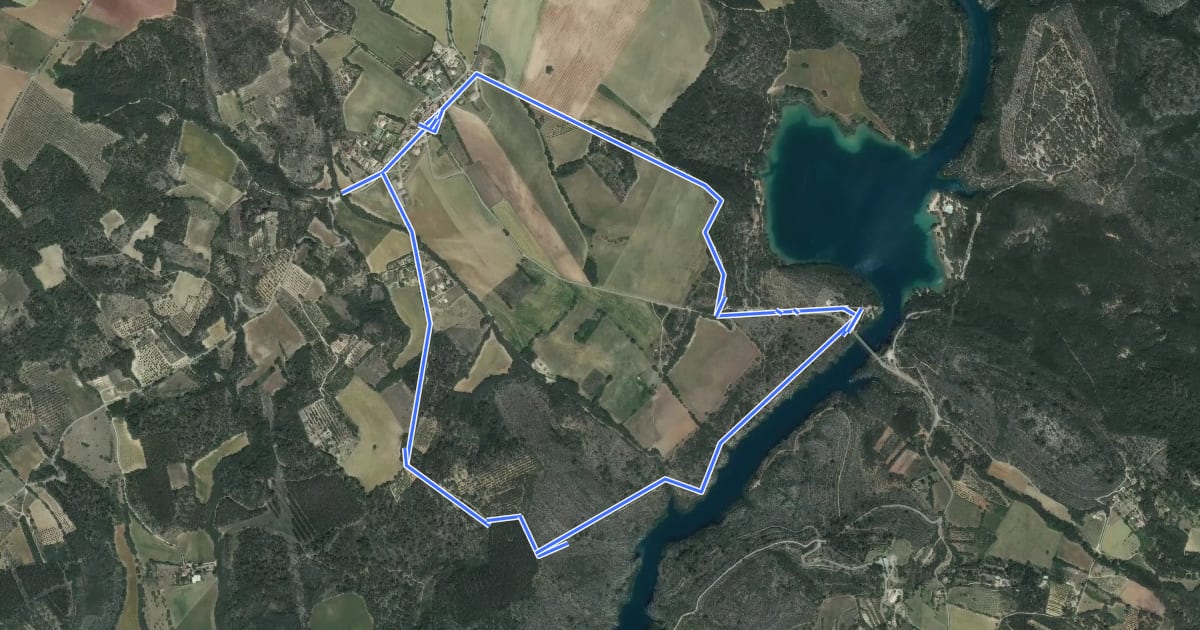 Маршрут Notre-Dame sur Verdon на спутниковом снимке