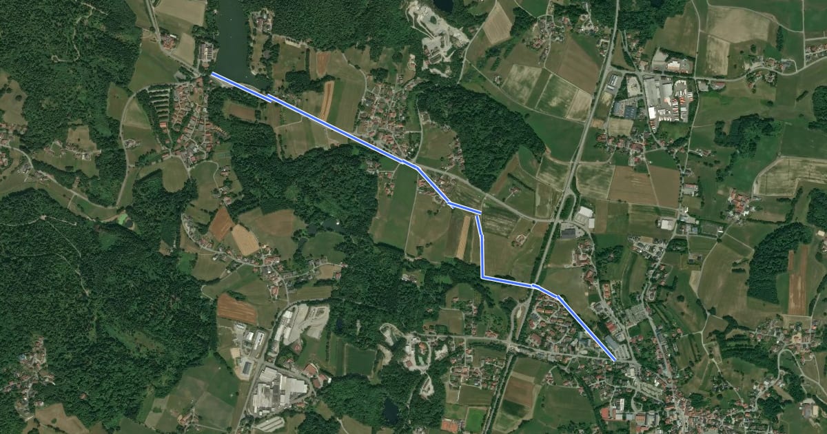 Маршрут Nr. 11: Dreiburgensee-Wanderweg на спутниковом снимке