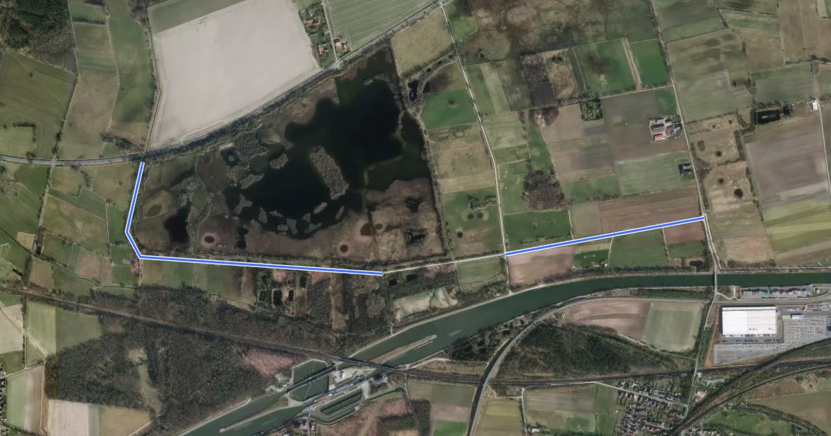 Маршрут NSG Ilkerbruch Nordwest K114 (00) - Mittellandkanal Nord Abzweig Sülfeld (00) на спутниковом снимке