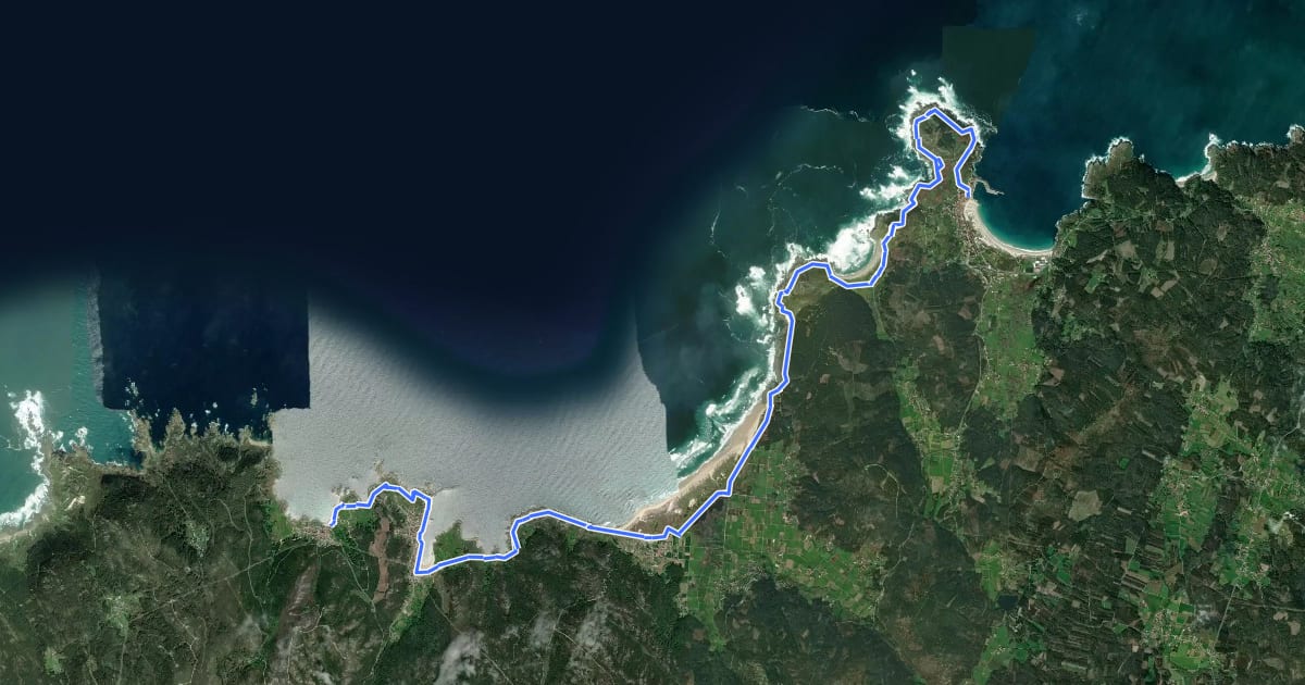 Маршрут O Camiño dos Faros: Etapa 4 Laxe-Arou на спутниковом снимке