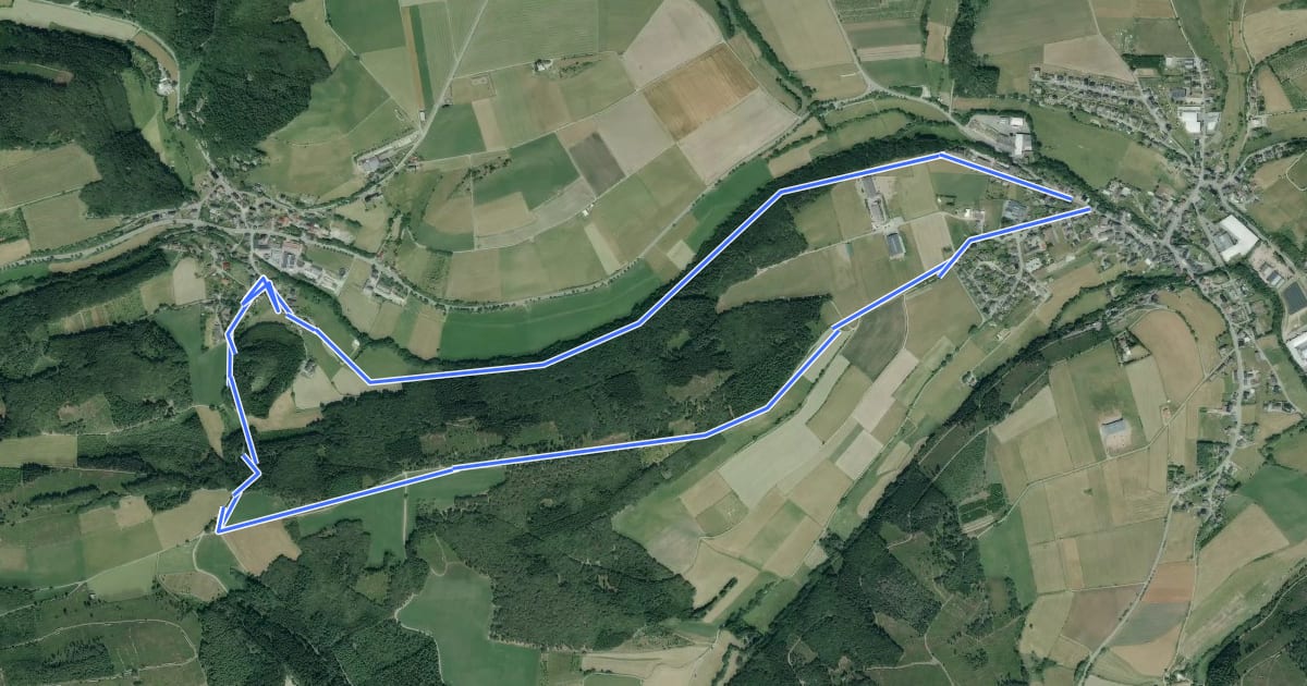 Маршрут Oberschledorn Rundweg O5 Wilde-Ah-Weg на спутниковом снимке