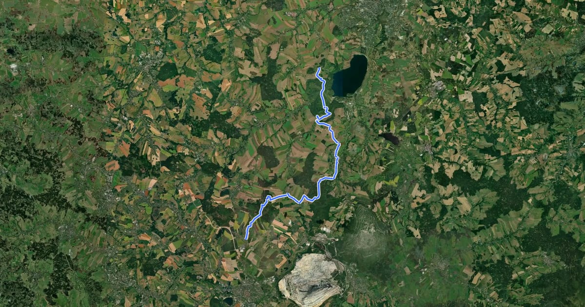 Маршрут Oberseifersdorf - Jauernick (grüner Strich) на спутниковом снимке