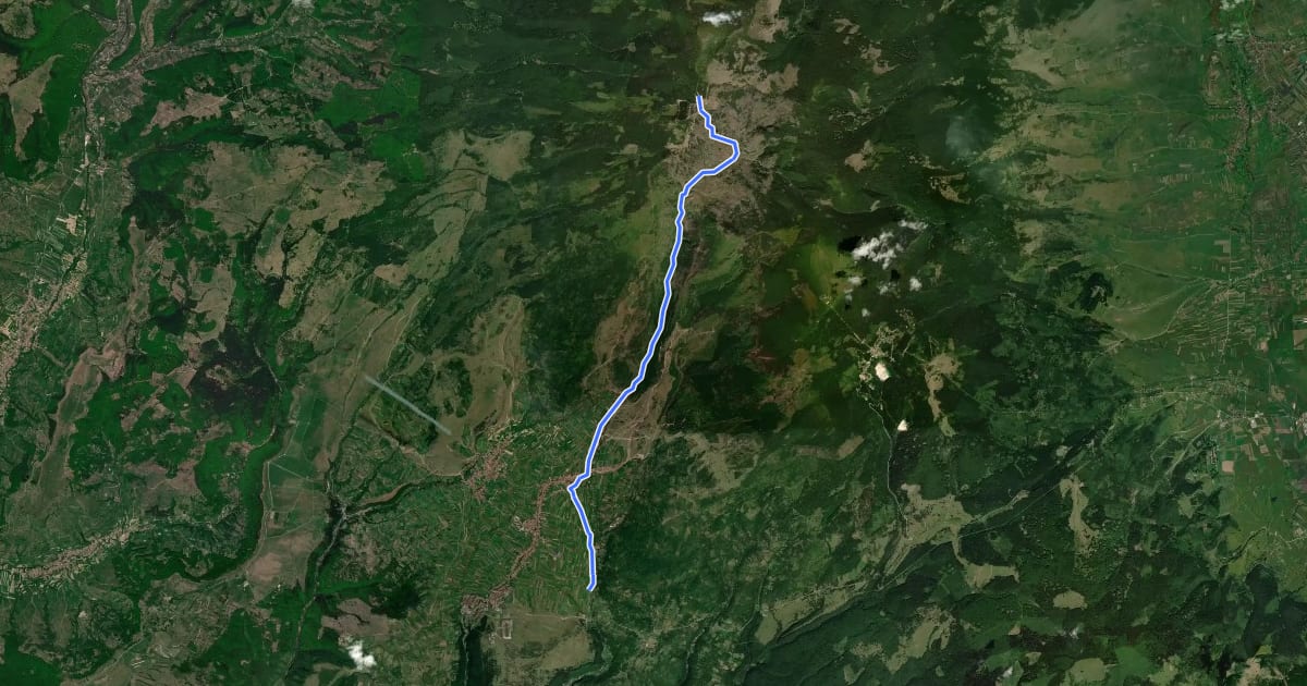 Маршрут oraș Vlăhița (TourInfo) - sub Pintenul Negru - Stațiunea Harghita Mădăraș на спутниковом снимке