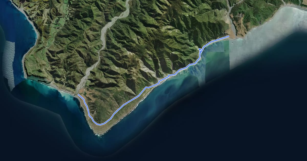 Маршрут Orongorongo to Pencarrow Route на спутниковом снимке