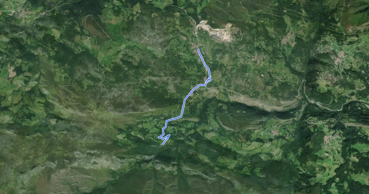 Маршрут Ortigueru - Canales - La Molina на спутниковом снимке