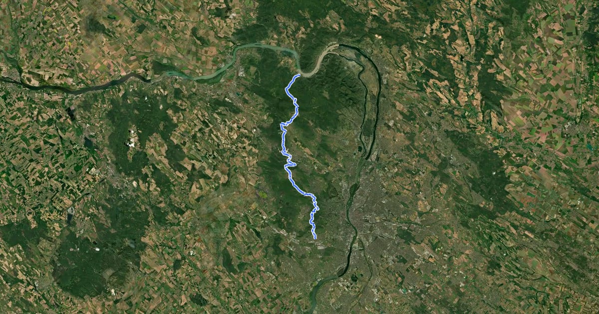 Маршрут P (Dömös – Budaörs) на спутниковом снимке