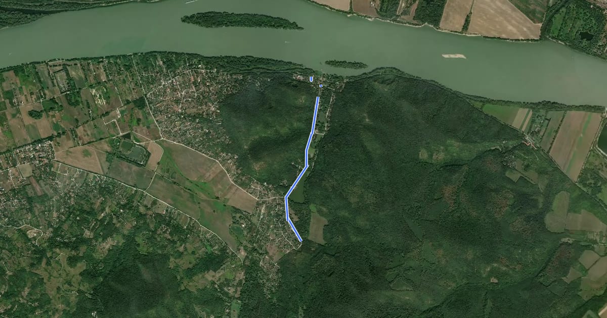 Маршрут P+ (Esztergom, Kerek-tó – Búbánat-völgy – Esztergom, Búbánatvölgy am.) на спутниковом снимке