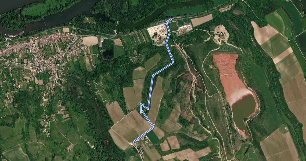 Маршрут P▲ (Hilltop Borhotel és Étterem – Melegesi út – Neszmély, Melegesi út aut.m.) на спутниковом снимке