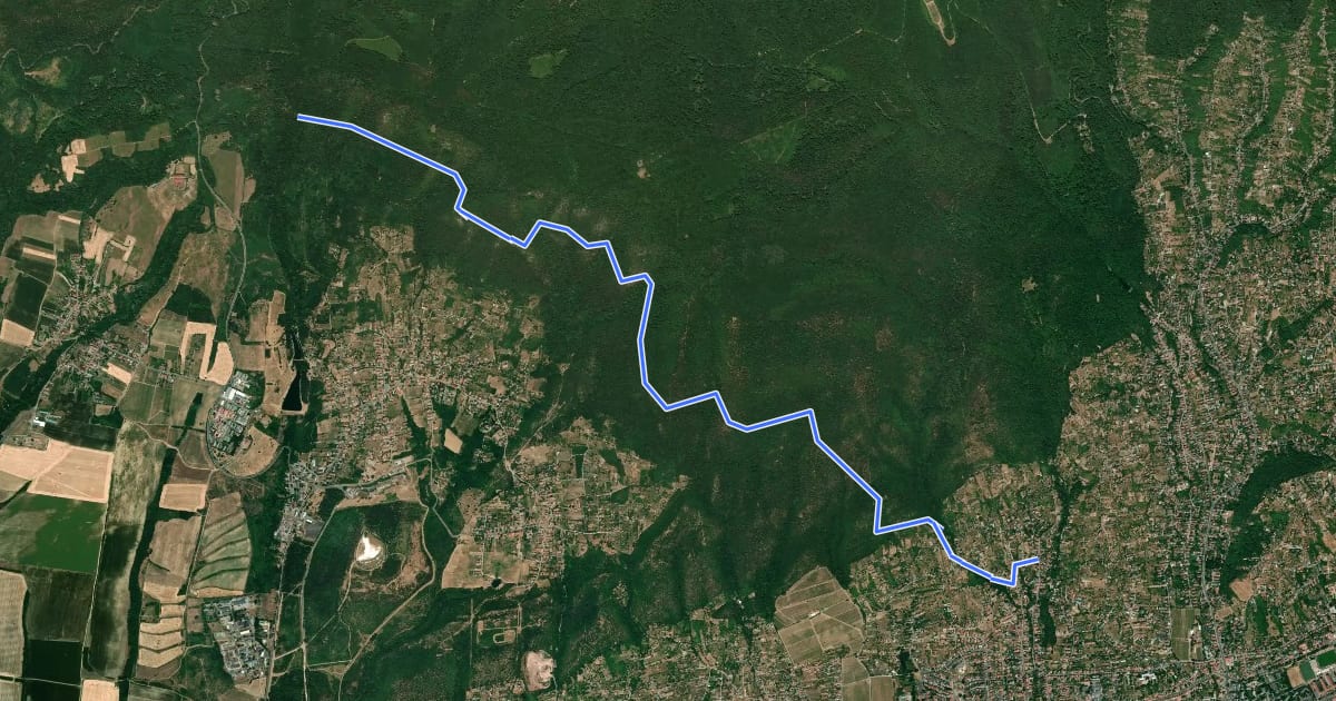 Маршрут P▲ (Patacs – Panoráma út – Babásszerkövek) на спутниковом снимке