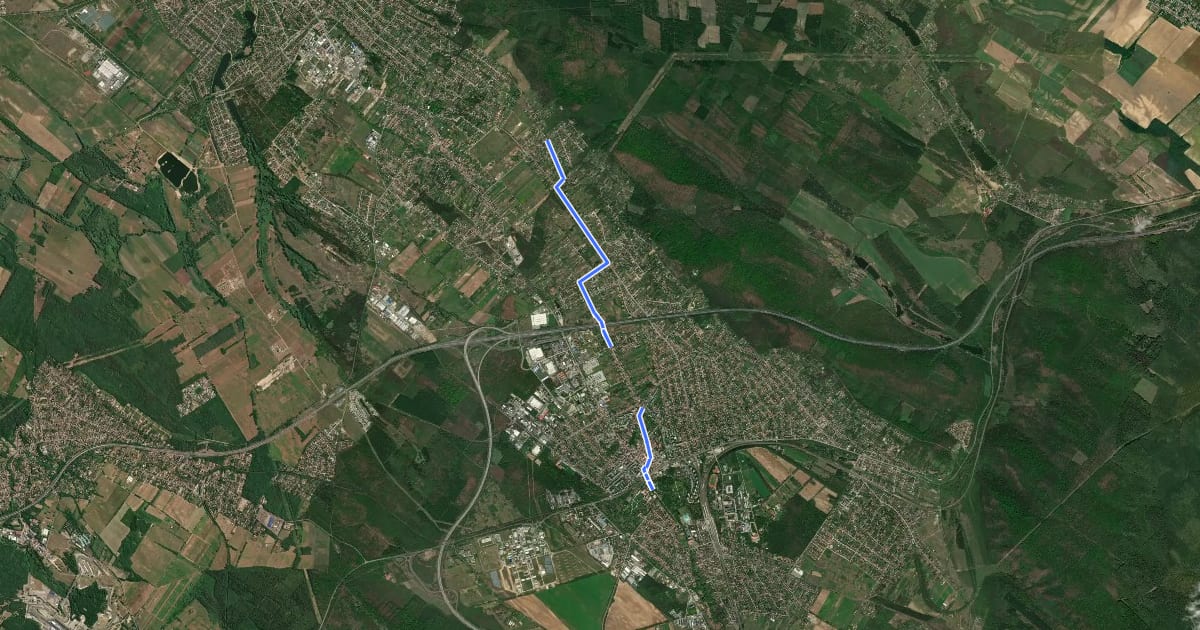 Маршрут P+ (Szadai Lovas SE – Gödöllő, Királyi Kastély) на спутниковом снимке