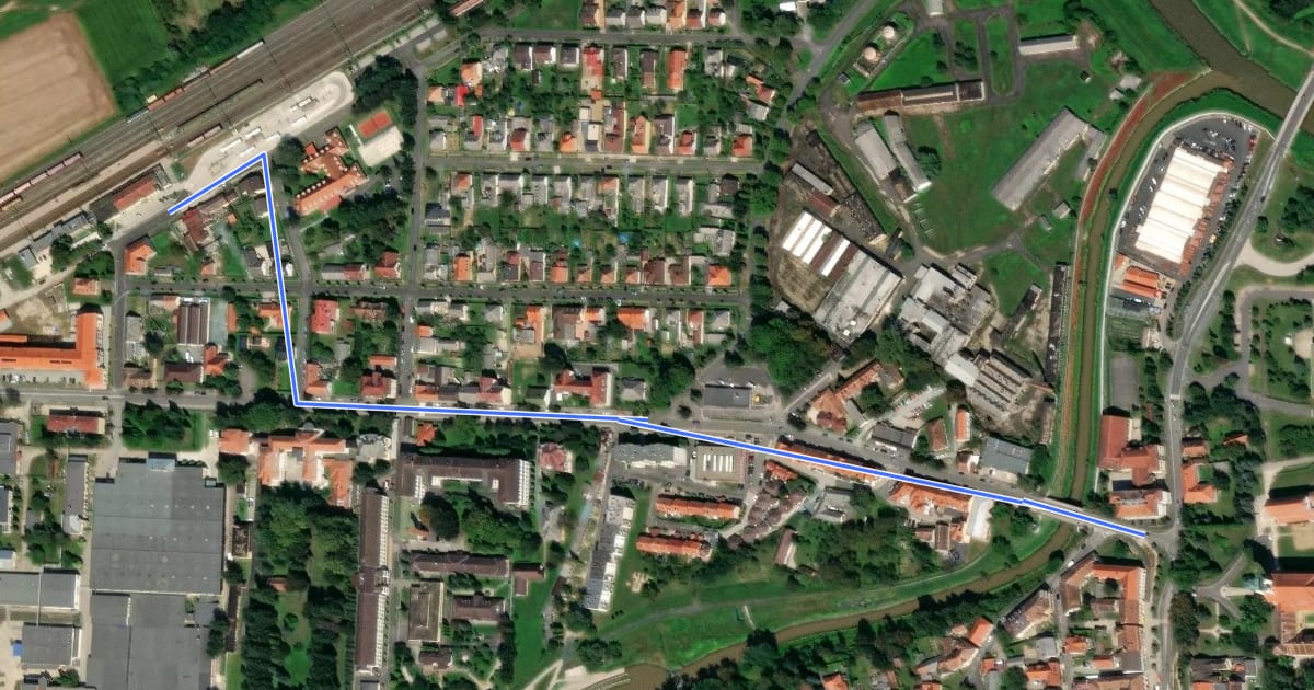 Маршрут P+ (Szentgotthárd, Széll Kálmán tér – Hunyadi János utca – Szentgotthárd, vá.) на спутниковом снимке