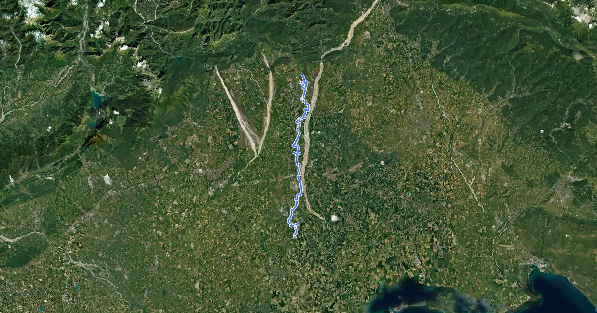 Маршрут Paîs di Rustic Amour: Itinerario 1 - Lungo il Grande Fiume на спутниковом снимке