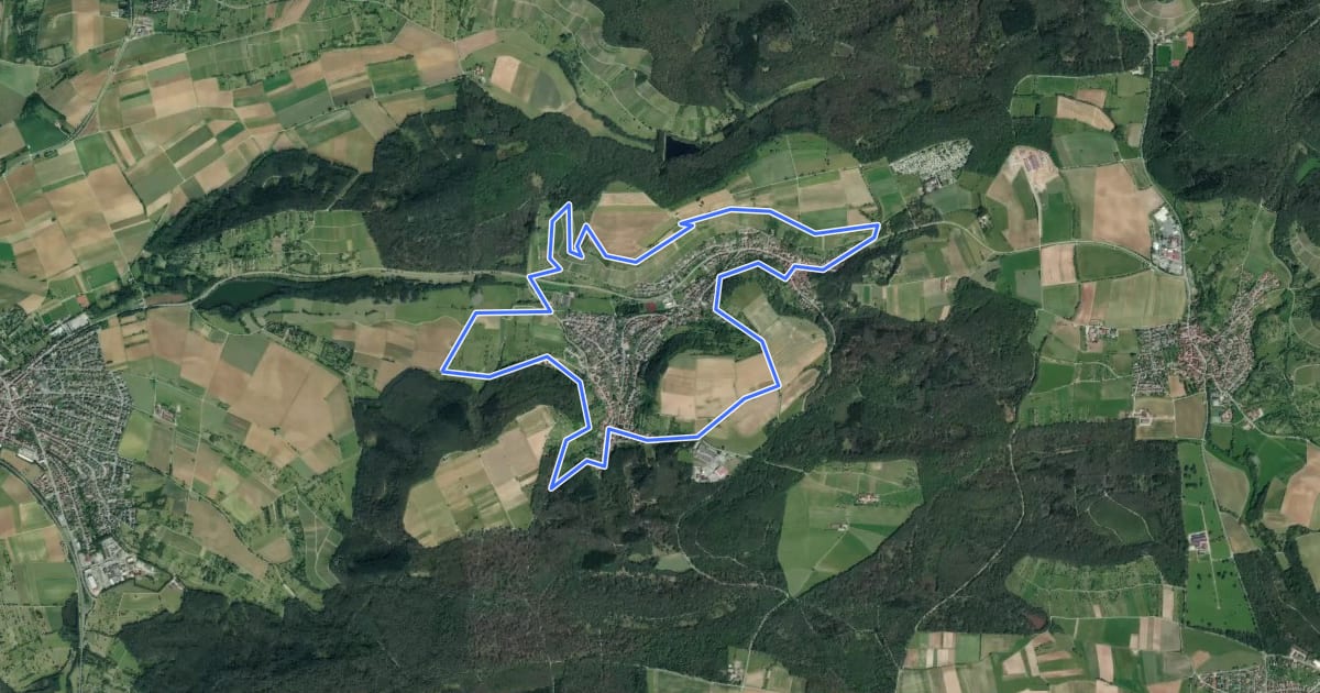 Маршрут Panorama-Rundwanderweg Freudenstein-Hohenklingen на спутниковом снимке