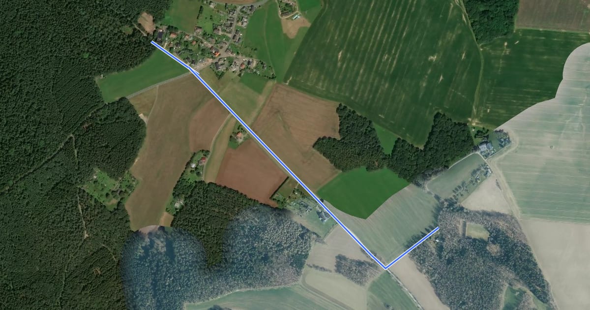 Маршрут Panoramarundweg Karlshöhe (grüner Balken) на спутниковом снимке