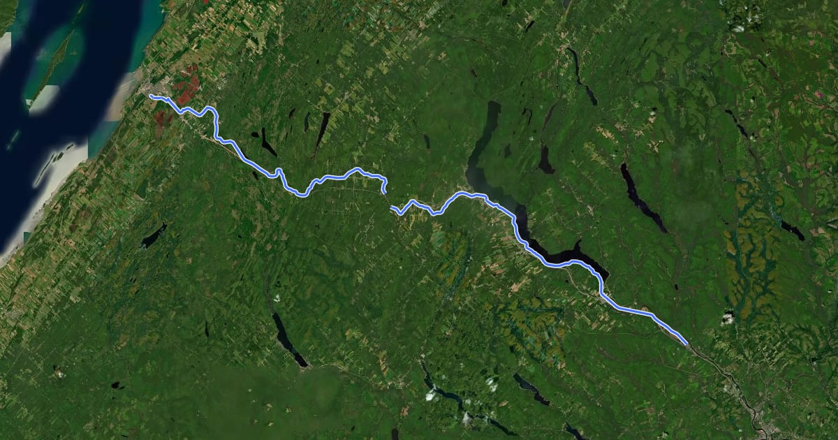 Маршрут Parc linéaire interprovincial Petit-Témis, Qc на спутниковом снимке