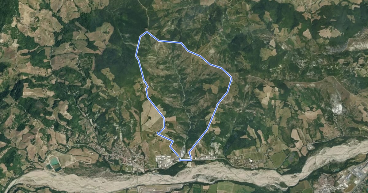 Маршрут Parcheggio Dallara - Gallichiano - Pietra Corva - Castello di Roccalanzona - Parcheggio Dallara на спутниковом снимке