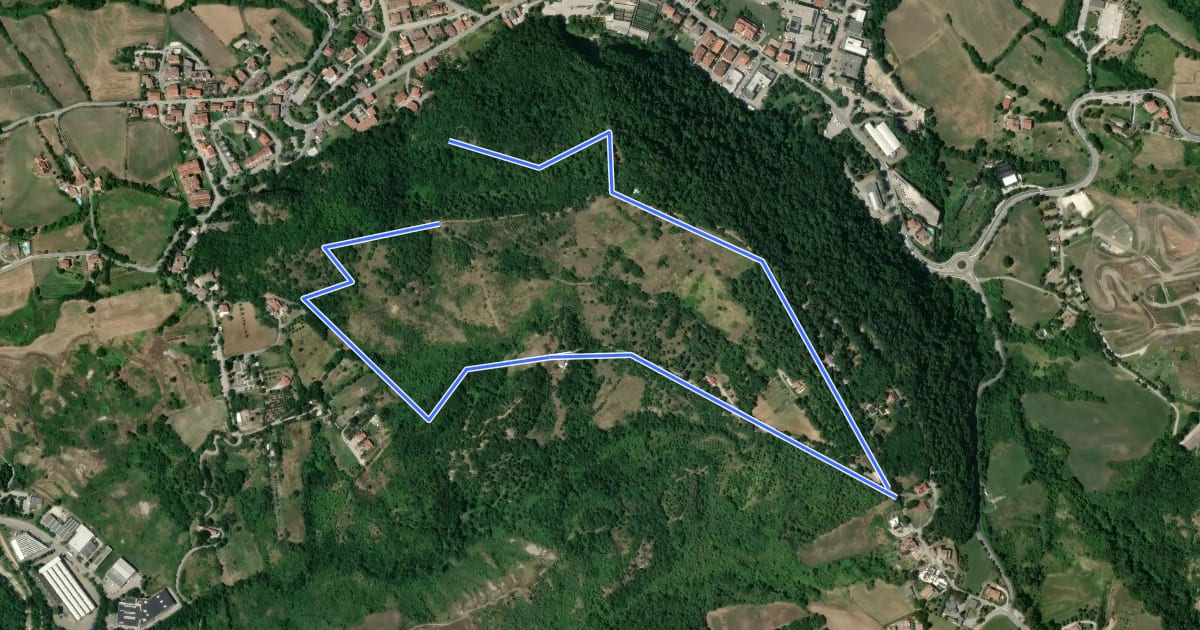 Маршрут Parco di Monte Cerreto на спутниковом снимке