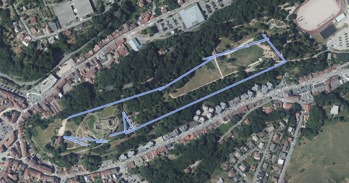 Маршрут Parcours lichens et pollens на спутниковом снимке