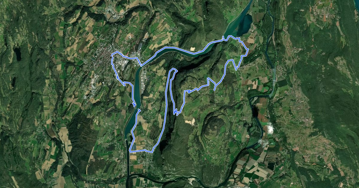 Маршрут Parcours VTT 7 noir - Montagne de Parves на спутниковом снимке