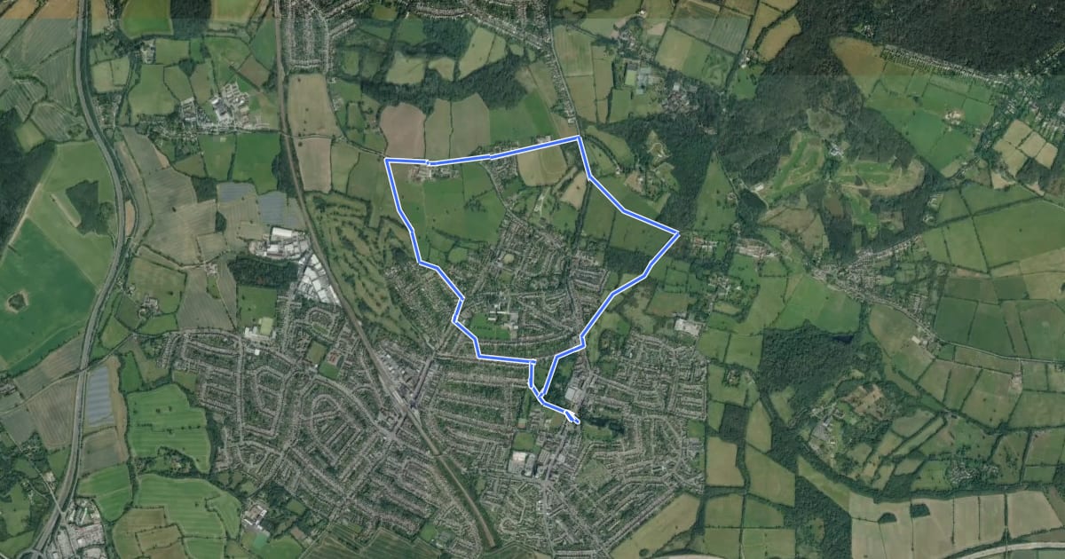 Маршрут Parkfield, Oakmere & Beyond 4 mile walk на спутниковом снимке