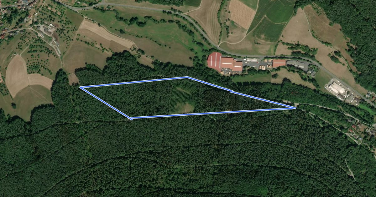 Маршрут Parkplatzrundwanderweg Weilbach Hallenwald 2 : Hinterhallweg на спутниковом снимке