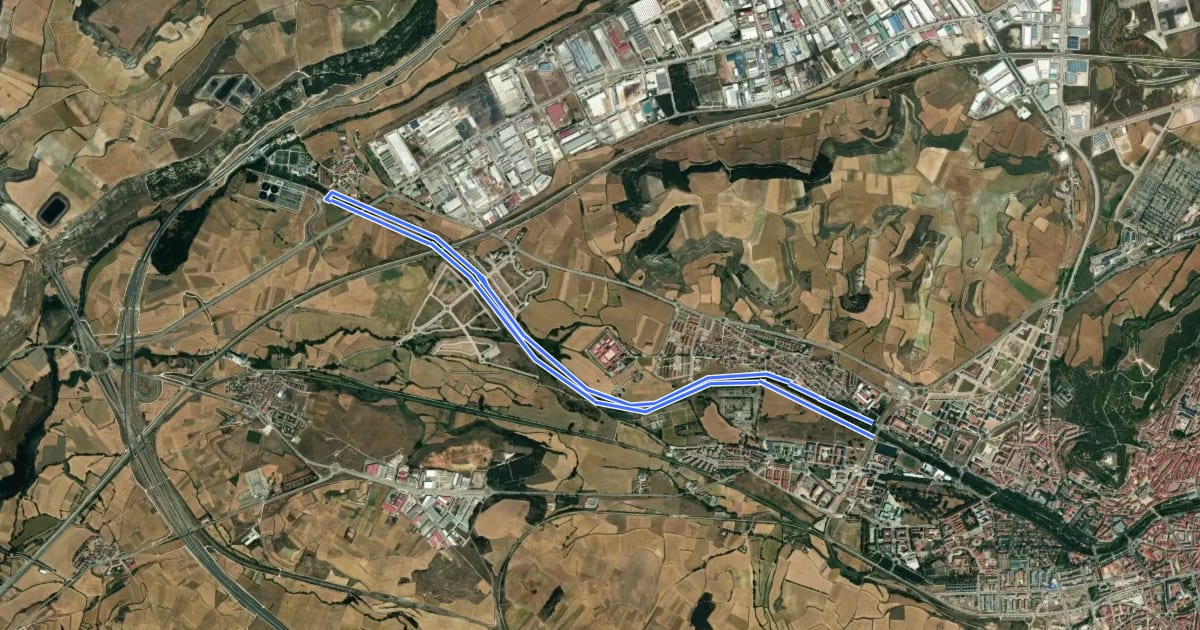 Маршрут Paseos por el Cinturón Verde: Fábrica de la Moneda y Timbre - Barrio de Villalonquéjar на спутниковом снимке