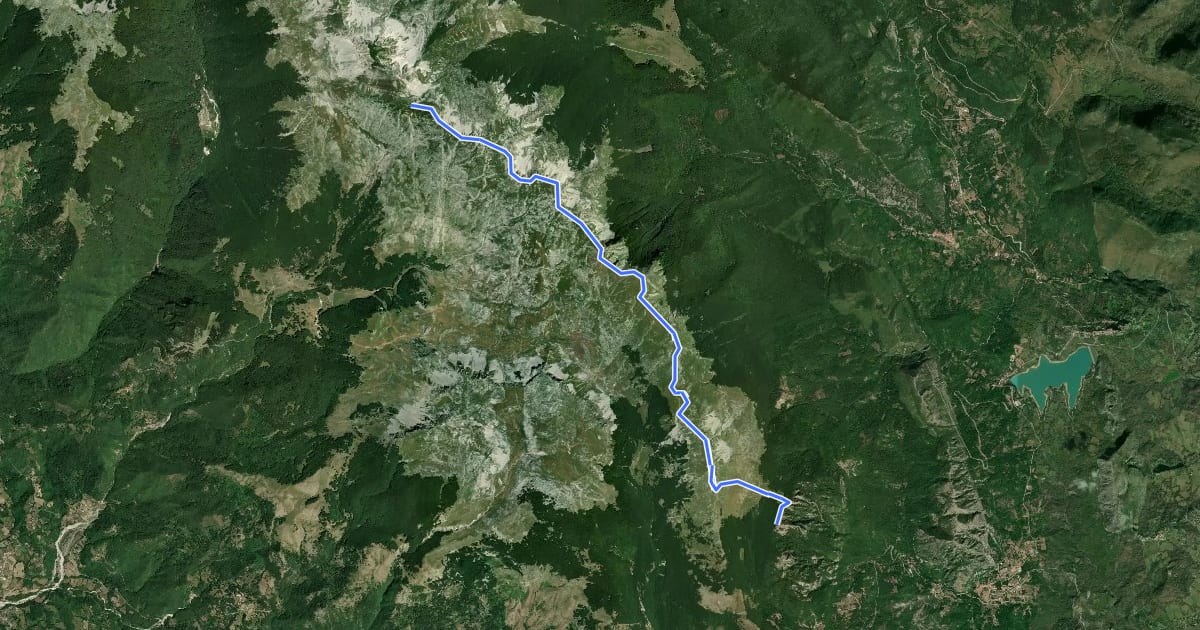 Маршрут Passo dei Monaci - Monte Mare - Monte Marrone - Capanna di Moulin на спутниковом снимке