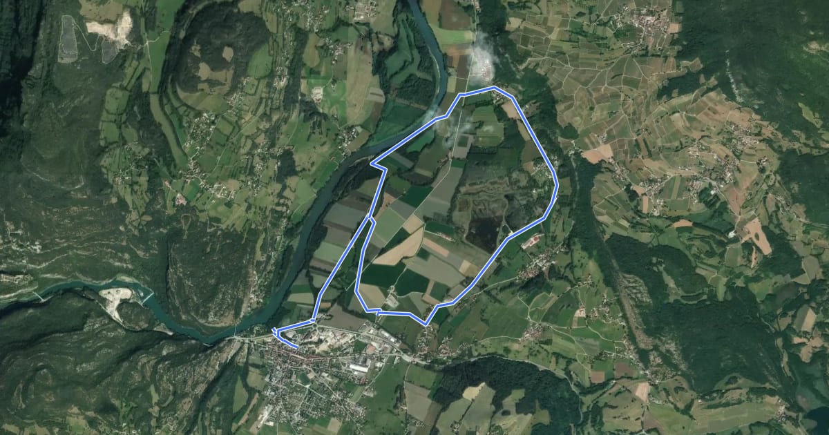 Маршрут Pays du lac d'Aiguebelette: Circuit VTT FFCT n°11 - Circuit de Lagneux (vert) на спутниковом снимке