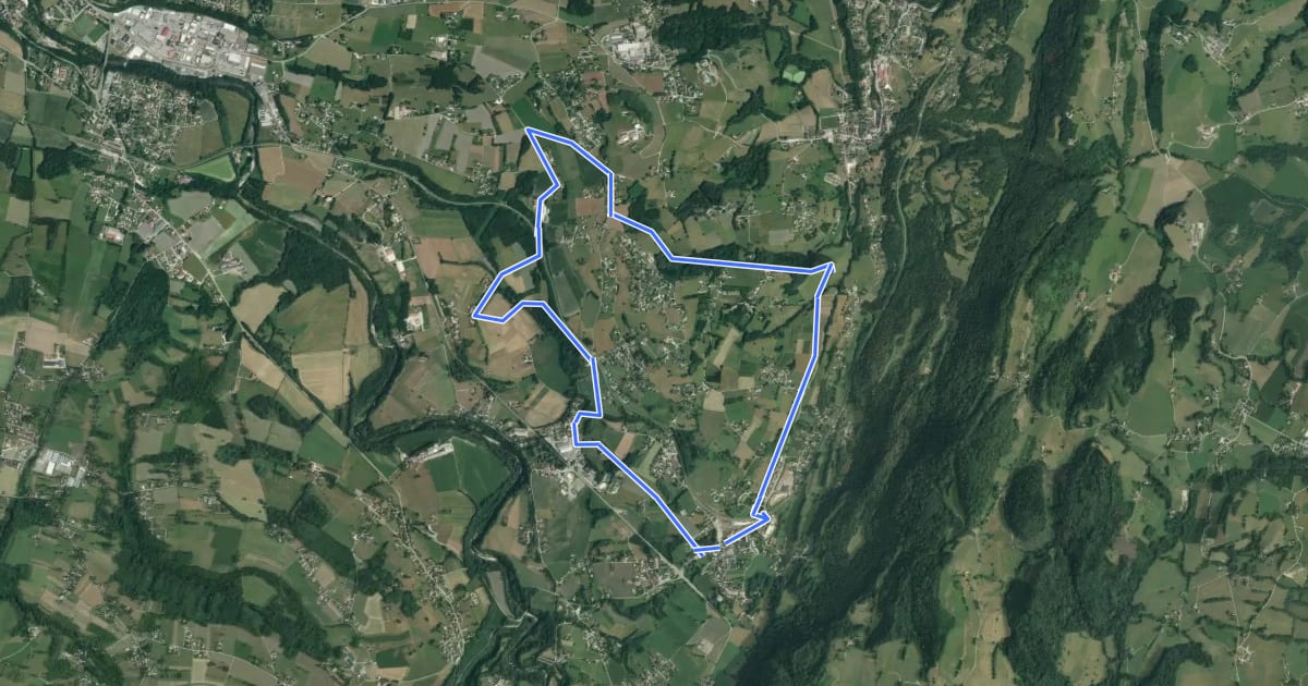 Маршрут Pays du lac d'Aiguebelette: Circuit VTT FFCT n°30 - Boucle du Grand Bois (vert) на спутниковом снимке