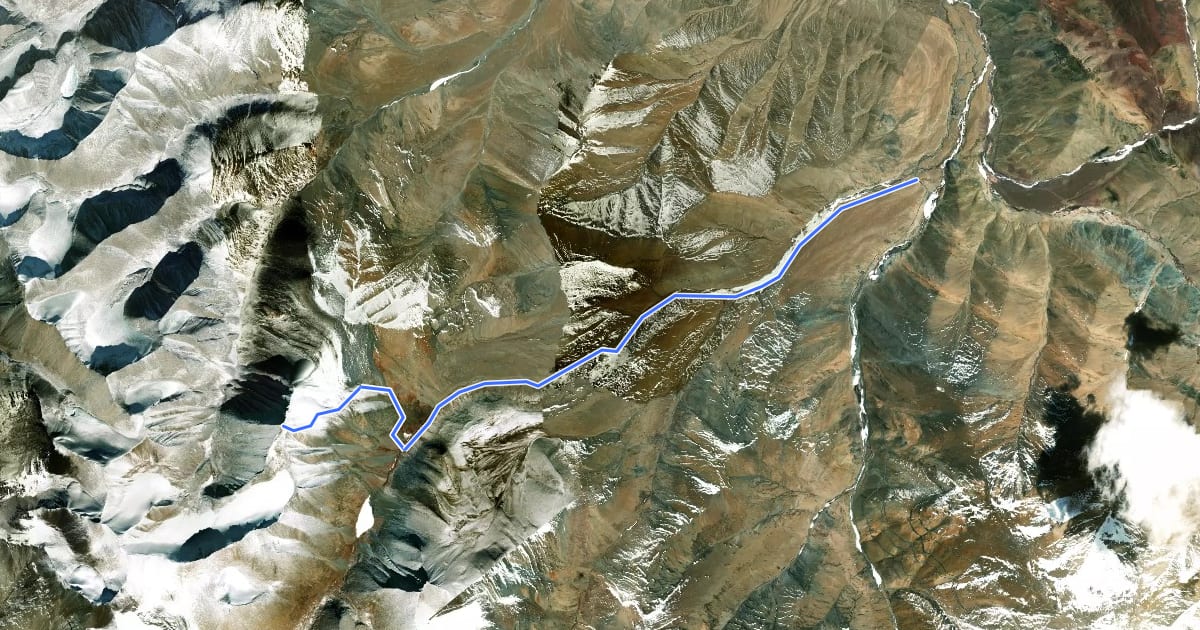 Маршрут Peak 6054 m на спутниковом снимке