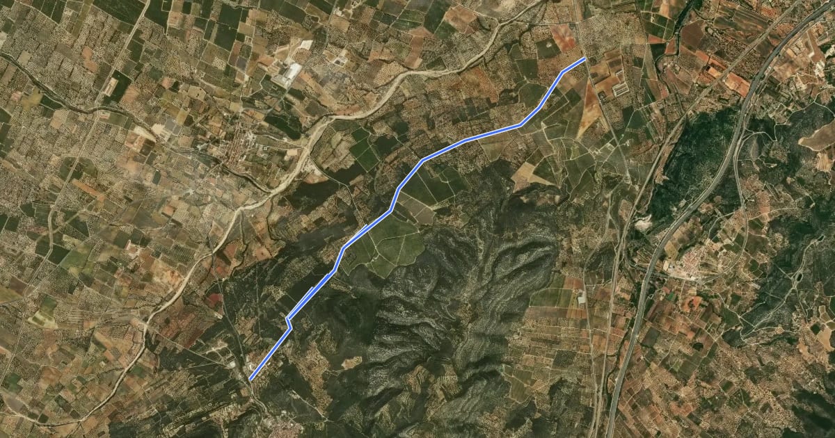 Маршрут Per les faldes de la serra de Godall на спутниковом снимке