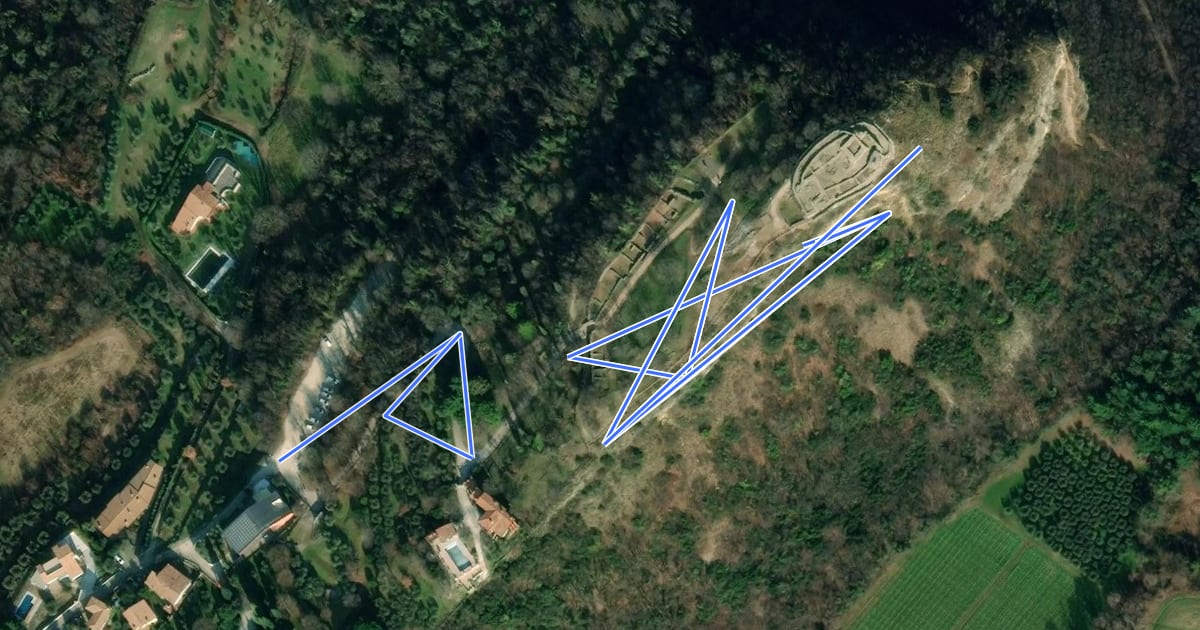 Маршрут Percorso archeologico на спутниковом снимке