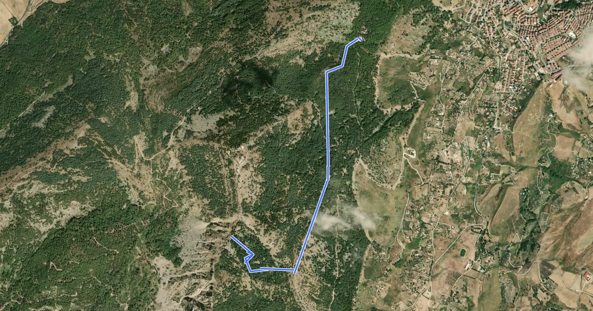 Маршрут Percorso Monte Cammarata Fontana di Rose на спутниковом снимке