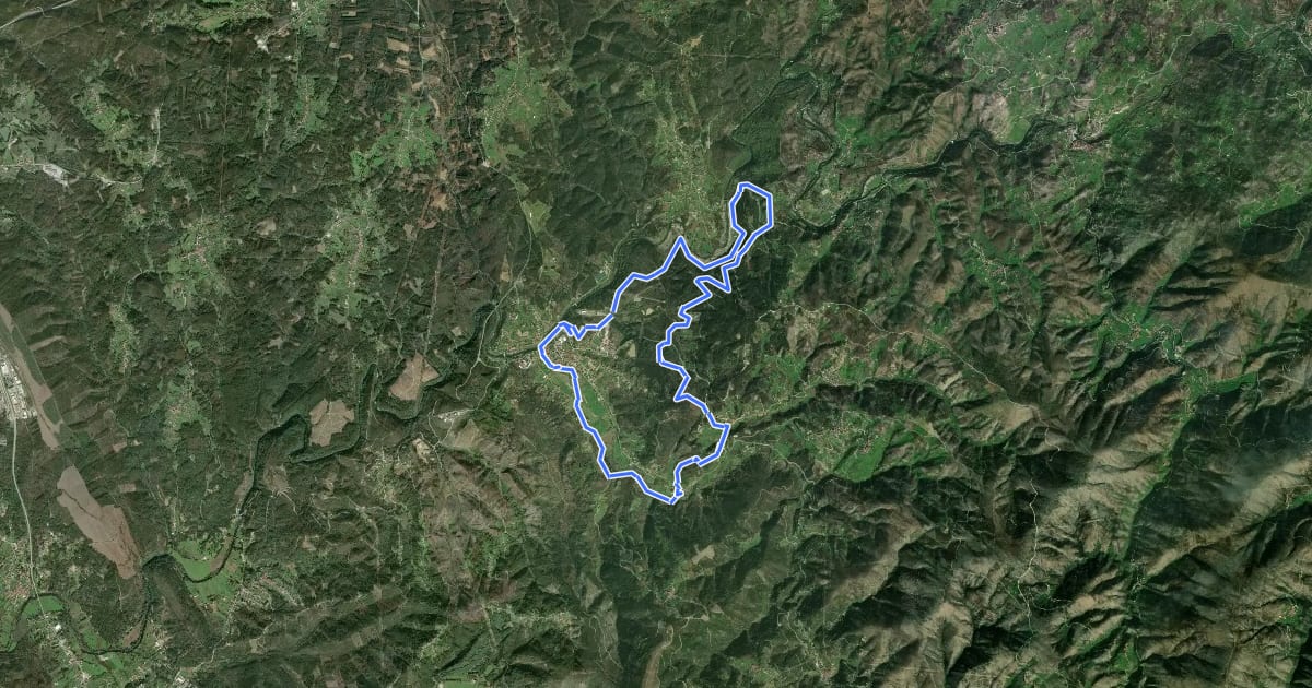 Маршрут Percurso Azul – Centro Cyclin’ Portugal da Serra do Açor на спутниковом снимке