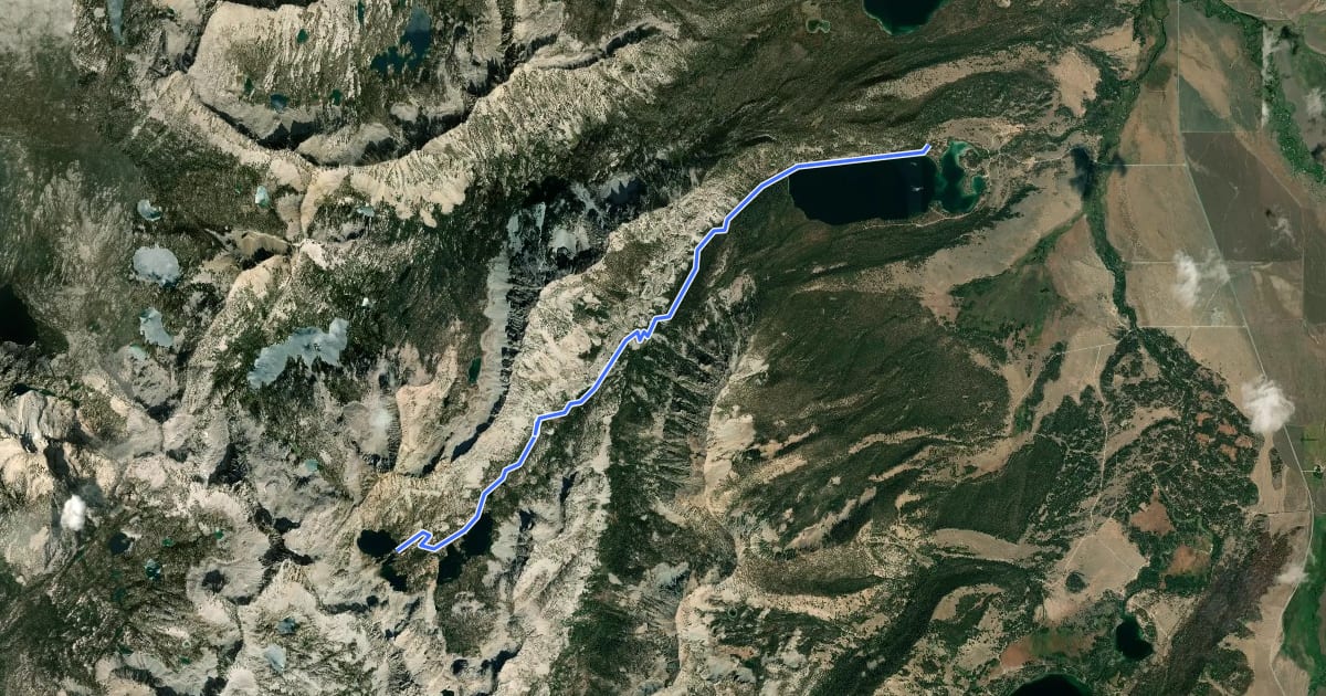 Маршрут Pettit Creek Trail на спутниковом снимке