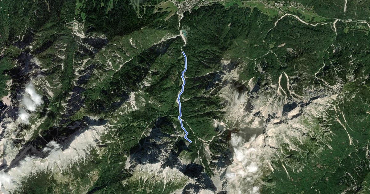 Маршрут Pišnica - Koča v Krnici на спутниковом снимке