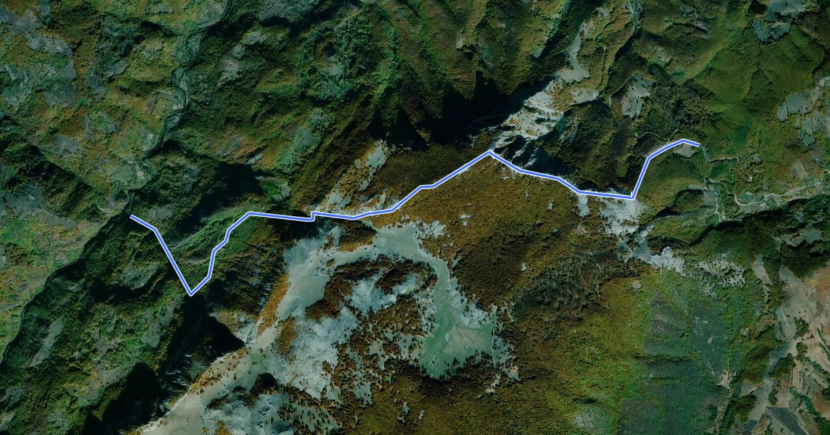 Маршрут Piatra Pușcată / Confluența Tâmnei cu Cerna (km 26) - Șaua Arșasca на спутниковом снимке