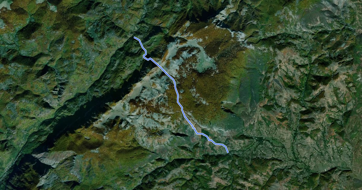 Маршрут Piatra Pușcată / Confluența Tâmnei cu Cerna (km 26) - Isverna на спутниковом снимке