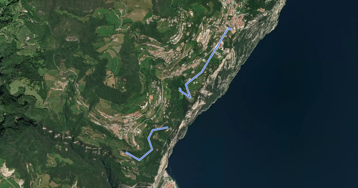 Маршрут Pieve - Pregasio на спутниковом снимке