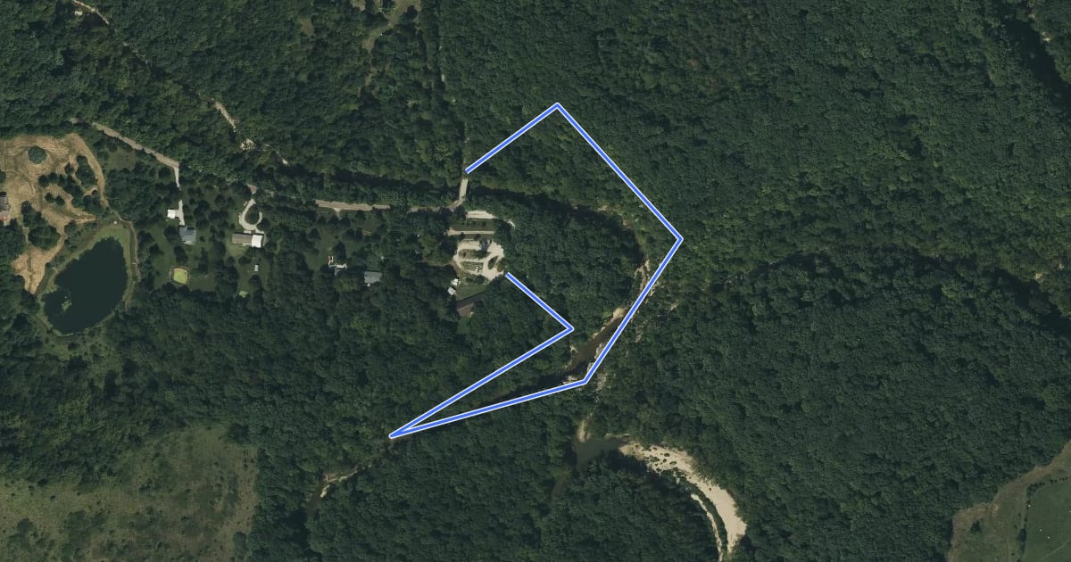Маршрут Pinnacles Youth Park Summit Loop на спутниковом снимке