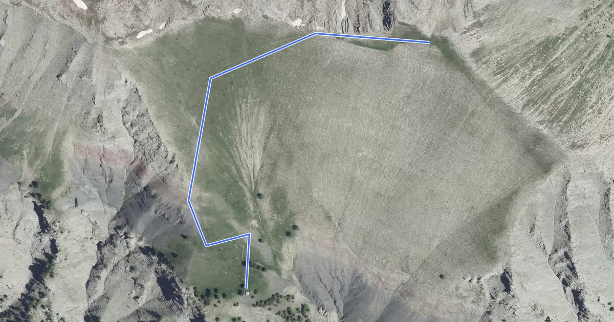 Маршрут Pointe Fine (2 581 m) на спутниковом снимке