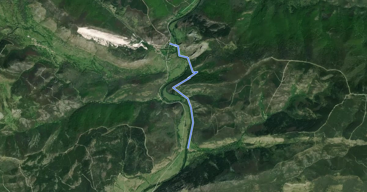 Маршрут Por el río Porma на спутниковом снимке