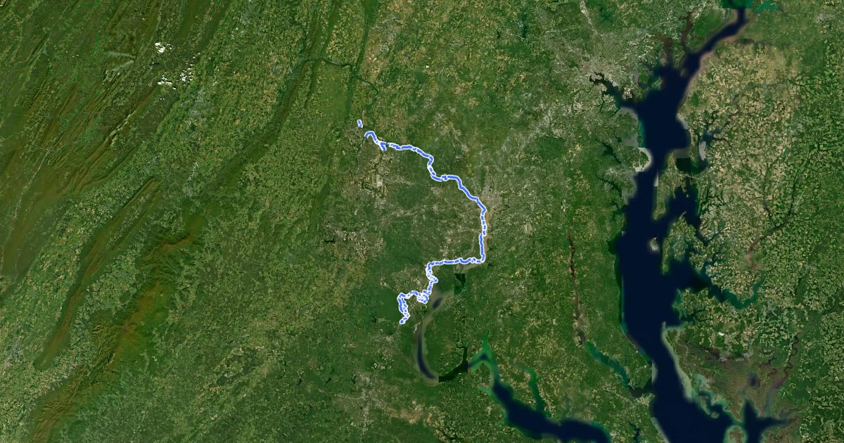 Маршрут Potomac Heritage National Scenic Trail (right bank) на спутниковом снимке